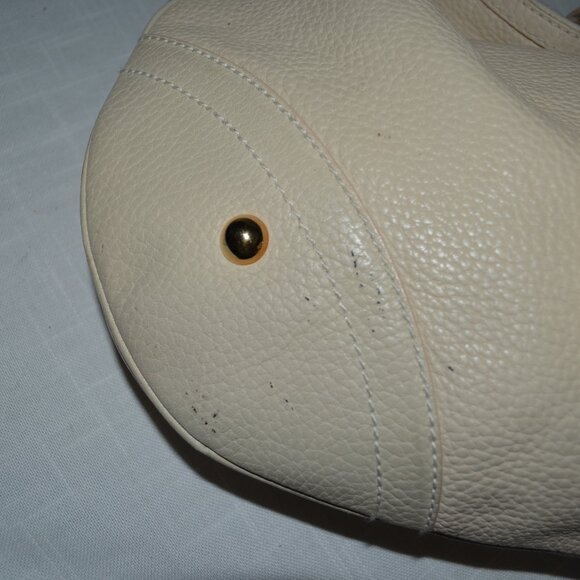 Dolce & Gabbana Ivory Pebbled Leather Shoulder Strap Handbag - Picture 10 of 12